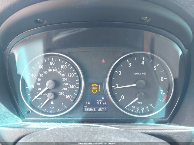 44708970 :رقم المزاد ، WBAVB33576AZ87253 vin ، 2006 Bmw 330i مزاد بيع