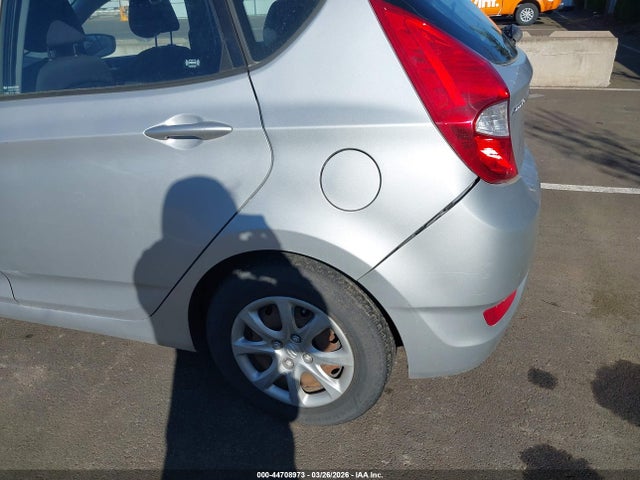 Продажа на аукционе авто 2013 Hyundai Accent Gs, vin: KMHCT5AE3DU065835, номер лота: 44708973