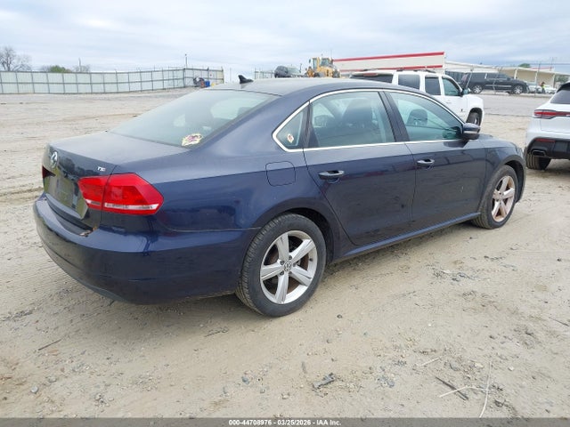 Продажа на аукционе авто 2015 Volkswagen Passat 1.8t Limited Edition, vin: 1VWAT7A3XFC071739, номер лота: 44708976