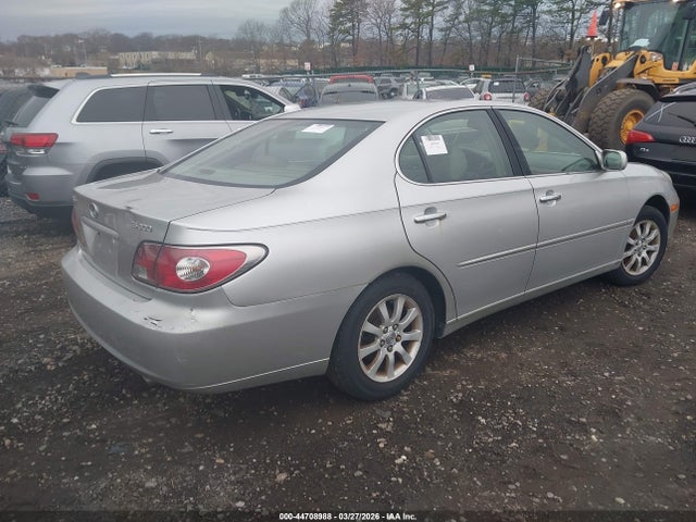 44708988 :رقم المزاد ، JTHBF30G620018381 vin ، 2002 Lexus Es 300 مزاد بيع