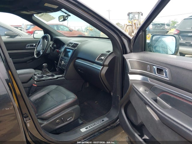 1FM5K8GT8HGC22170 Ford EXPLORER SPORT