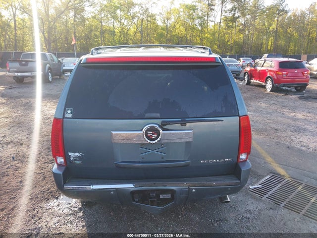 44709011 :رقم المزاد ، 1GYUKCEF5AR136867 vin ، 2010 Cadillac Escalade Premium مزاد بيع