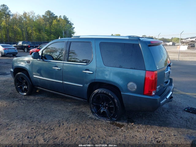 44709011 :رقم المزاد ، 1GYUKCEF5AR136867 vin ، 2010 Cadillac Escalade Premium مزاد بيع