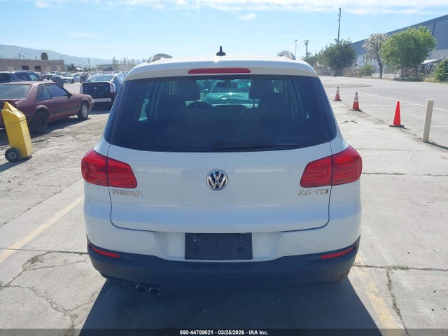 WVGBV7AX6HK028072 Volkswagen Tiguan 2.0t/2.0t S