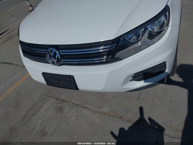 WVGBV7AX6HK028072 Volkswagen Tiguan 2.0t/2.0t S
