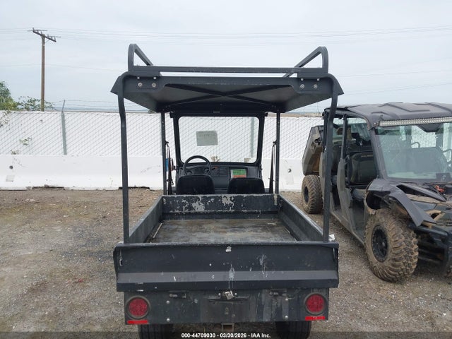 5FCLLC9A0J1000230 Columbia Utilitruck