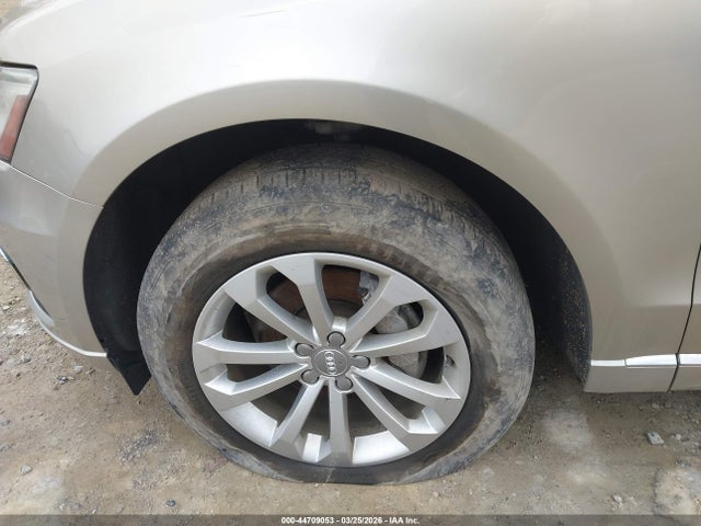 Продажа на аукционе авто 2014 Audi Q5 2.0t Premium, vin: WA1LFAFP4EA050238, номер лота: 44709053
