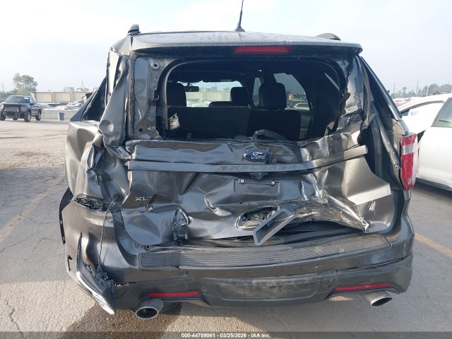 Ford EXPLORER XLT 2018 1FM5K7D89JGC41701 Image 16