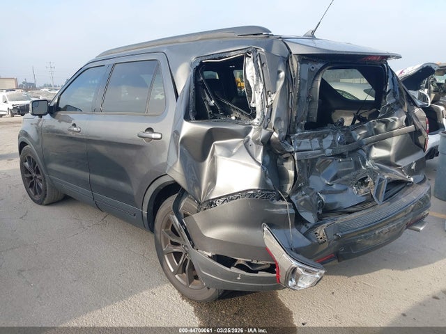 Ford EXPLORER XLT 2018 1FM5K7D89JGC41701 Image 3