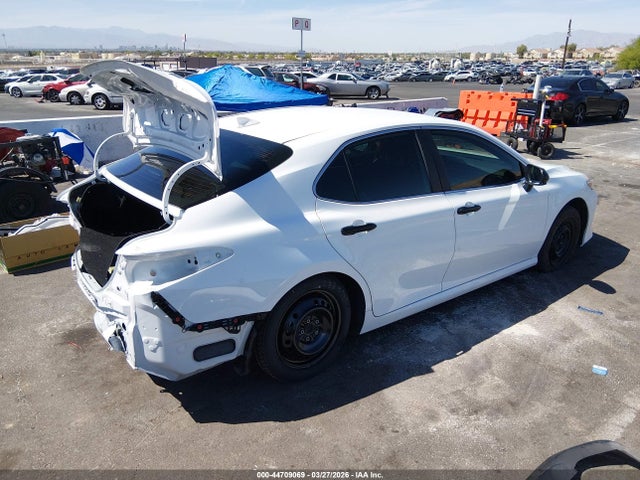 2023 Toyota Camry Le Hybrid მანქანა იყიდება აუქციონზე, vin: 4T1C31AK8PU605988, აუქციონის ნომერი: 44709069