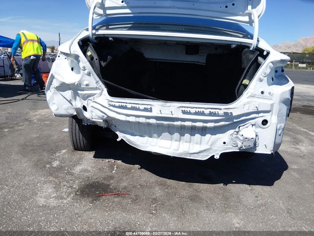 2023 Toyota Camry Le Hybrid მანქანა იყიდება აუქციონზე, vin: 4T1C31AK8PU605988, აუქციონის ნომერი: 44709069