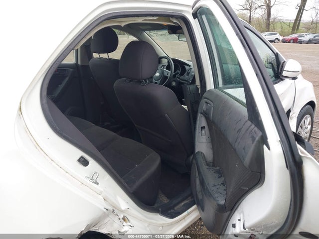 44709071 :رقم المزاد ، KNAFU4A26C5601326 vin ، 2012 Kia Forte Ex مزاد بيع
