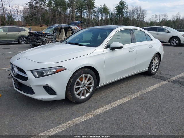 44709083 :رقم المزاد ، WDD3G4FB7KW023158 vin ، 2019 Mercedes-benz A 220 4matic مزاد بيع