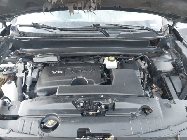 5N1DR2MM9JC675874 Nissan Pathfinder Sl