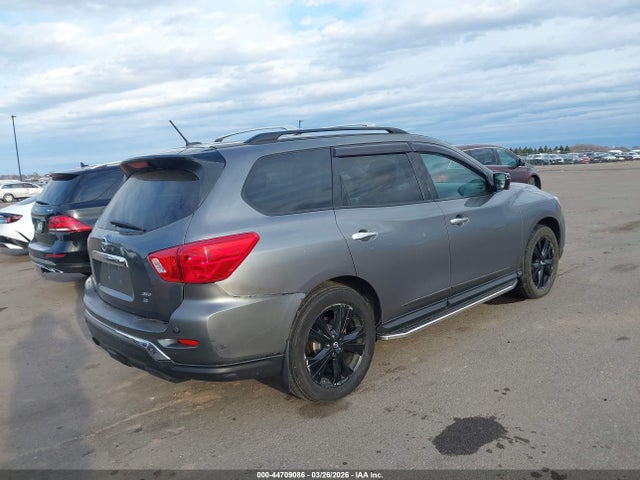 5N1DR2MM9JC675874 Nissan Pathfinder Sl