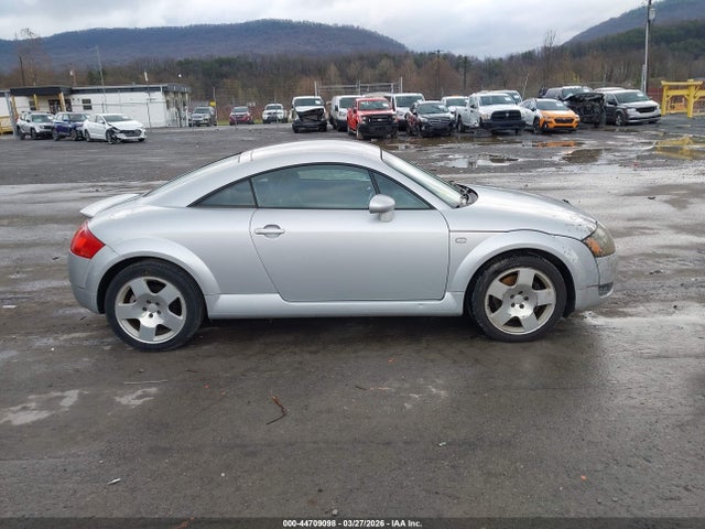 2003 Audi Tt 1.8l მანქანა იყიდება აუქციონზე, vin: TRUWT28N031016474, აუქციონის ნომერი: 44709098