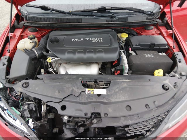 44709106 :رقم المزاد ، 1C3CCCBB5GN146366 vin ، 2016 Chrysler 200 S مزاد بيع