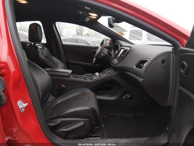 44709106 :رقم المزاد ، 1C3CCCBB5GN146366 vin ، 2016 Chrysler 200 S مزاد بيع