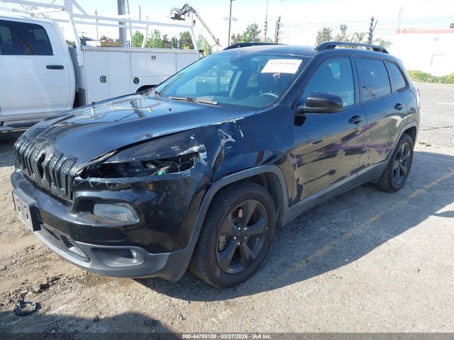 2018 JEEP CHEROKEE 1C4PJLCBXJD556739 Photo 1