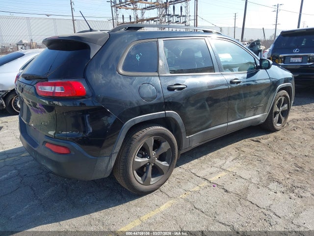 2018 JEEP CHEROKEE 1C4PJLCBXJD556739 Photo 3