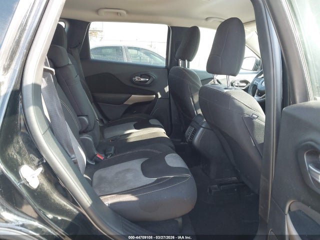2018 JEEP CHEROKEE 1C4PJLCBXJD556739 Photo 7