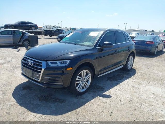 44709126 :رقم المزاد ، WA1BNAFY6J2147890 vin ، 2018 Audi Q5 2.0t Premium/2.0t Tech Premium مزاد بيع