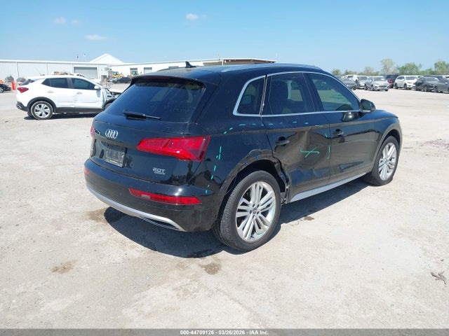 44709126 :رقم المزاد ، WA1BNAFY6J2147890 vin ، 2018 Audi Q5 2.0t Premium/2.0t Tech Premium مزاد بيع