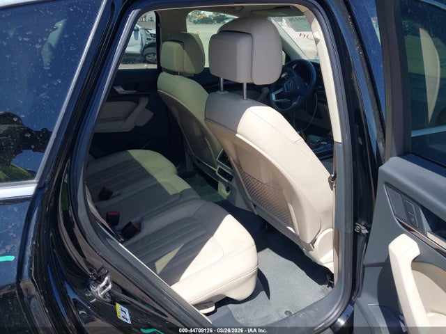 44709126 :رقم المزاد ، WA1BNAFY6J2147890 vin ، 2018 Audi Q5 2.0t Premium/2.0t Tech Premium مزاد بيع