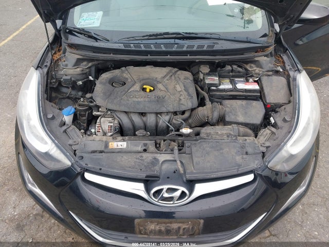 5NPDH4AE1EH532167 Hyundai ELANTRA SE