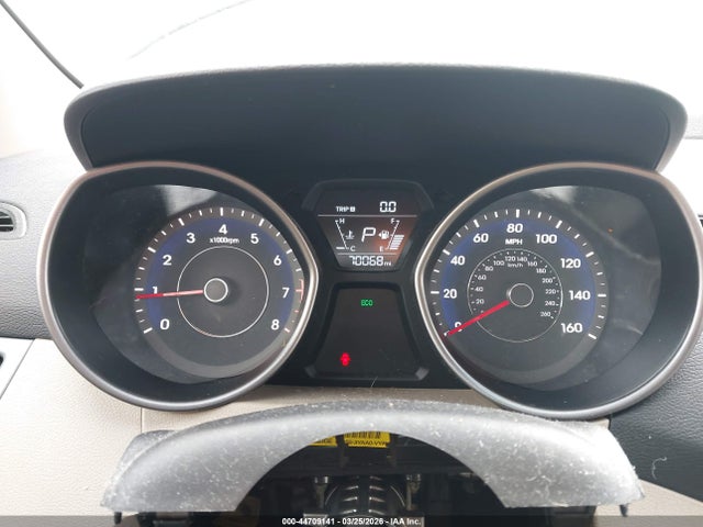 5NPDH4AE1EH532167 Hyundai ELANTRA SE