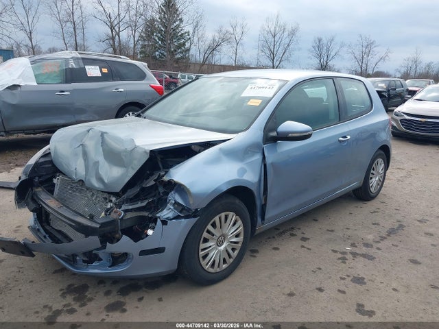44709142 :رقم المزاد ، WVWBB7AJXAW287798 vin ، 2010 Volkswagen Golf 2-door مزاد بيع