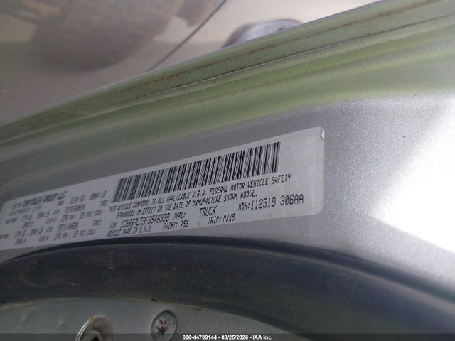 44709144 :رقم المزاد ، 1C6RR7LT9FS546358 vin ، 2015 Ram 1500 Lone Star مزاد بيع