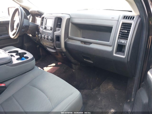 44709166 :رقم المزاد ، 3C6RR7KT9GG265994 vin ، 2016 Ram 1500 Express مزاد بيع