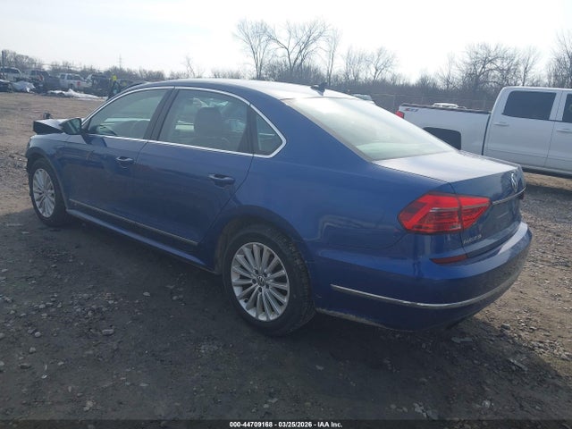 1VWBS7A3XGC054027 Volkswagen Passat 1.8t Se