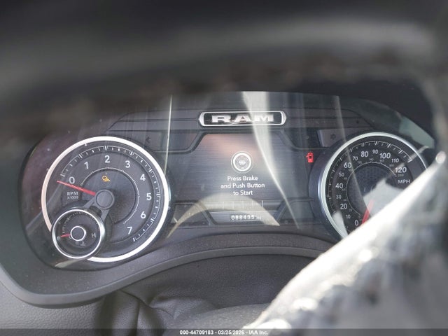 44709183 :رقم المزاد ، 1C6SRFLT1KN632199 vin ، 2019 Ram 1500 مزاد بيع