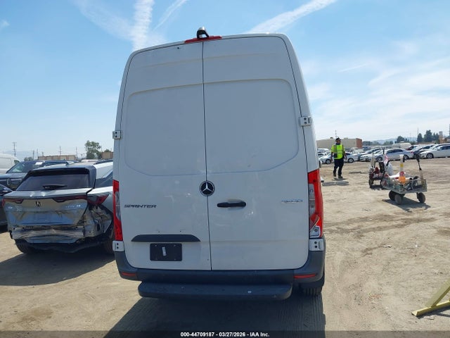 W1Y40BHYXPT129486 Mercedes-Benz Sprinter 2500 Standard Roof 4-cyl Gas