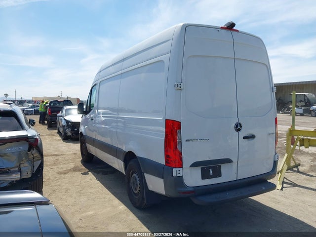 W1Y40BHYXPT129486 Mercedes-Benz Sprinter 2500 Standard Roof 4-cyl Gas