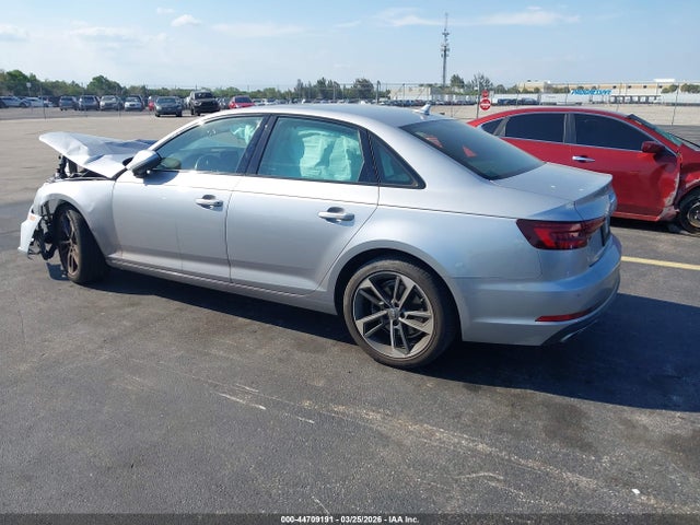 Продажа на аукционе авто 2019 Audi A4 40 Titanium Premium, vin: WAUGMAF40KA120619, номер лота: 44709191