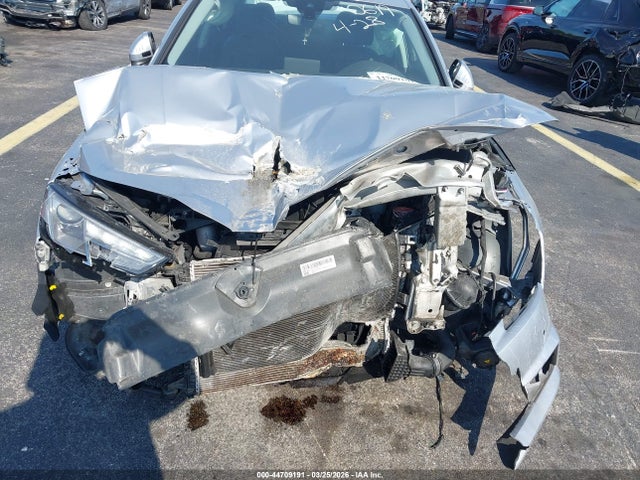 Продажа на аукционе авто 2019 Audi A4 40 Titanium Premium, vin: WAUGMAF40KA120619, номер лота: 44709191