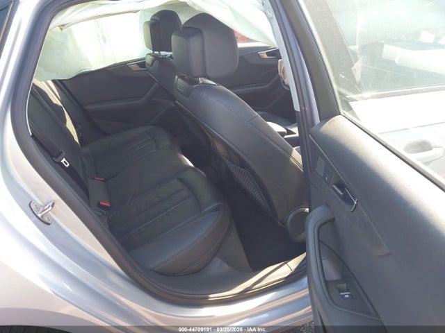 Продажа на аукционе авто 2019 Audi A4 40 Titanium Premium, vin: WAUGMAF40KA120619, номер лота: 44709191