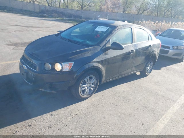 1G1JC5SH5F4130927 Chevrolet Sonic Lt Auto