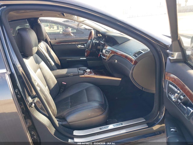 2012 MERCEDES-BENZ S 550 WDDNG7DB5CA451807 Photo 4