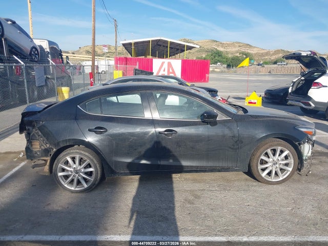 JM1BN1W31H1122907 Mazda Mazda3 Grand Touring