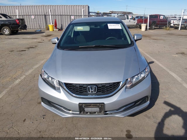 19XFB2F55EE209459 Honda Civic Lx