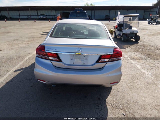 19XFB2F55EE209459 Honda Civic Lx