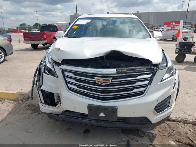 1GYKNBRS9HZ260232 Cadillac XT5 LUXURY