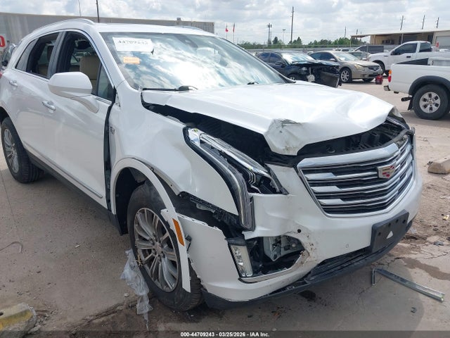 1GYKNBRS9HZ260232 Cadillac XT5 LUXURY