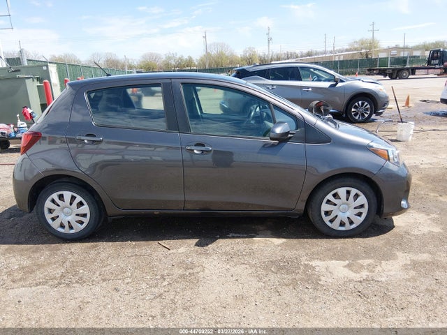 VNKKTUD38HA072704 Toyota YARIS L