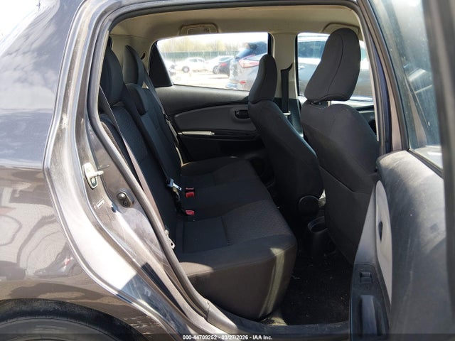 VNKKTUD38HA072704 Toyota YARIS L