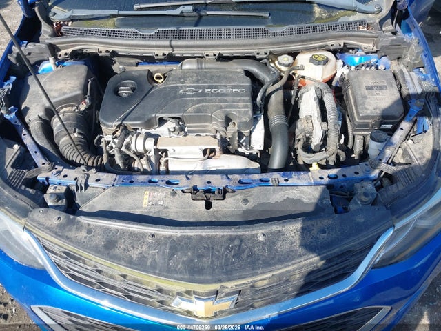 1G1BE5SM9J7137950 Chevrolet Cruze Lt Auto